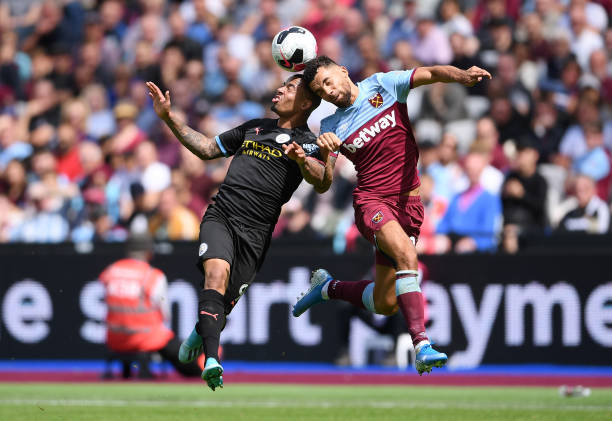 促使队员们 促使队员们