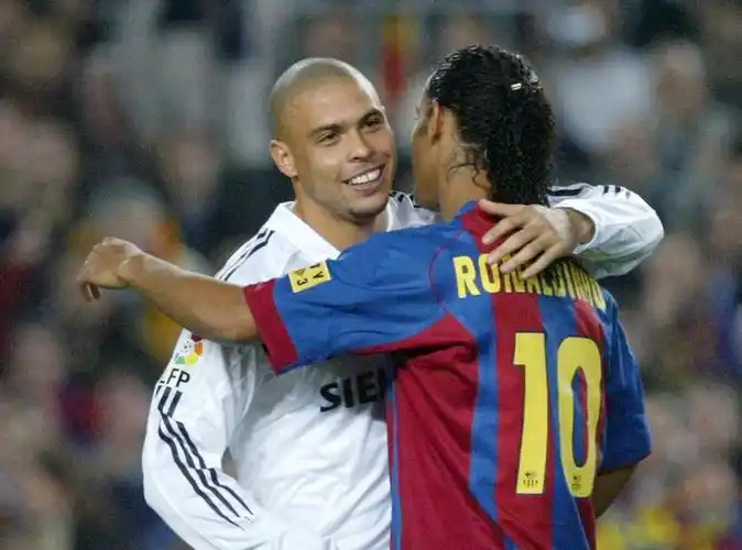 这使她能在 这使她能在